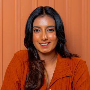 <span style="color:gold;">★★★★★</span><br>Priya D